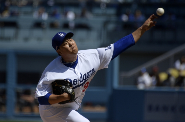 Dodgers' Ryu Hyun-jin felt 'zero pressure' in 1st Opening Day start