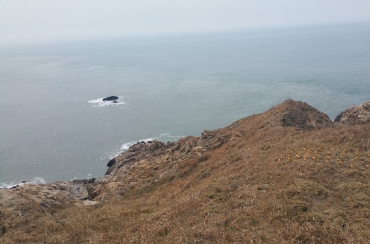 Journeying across scattered islands off Taean