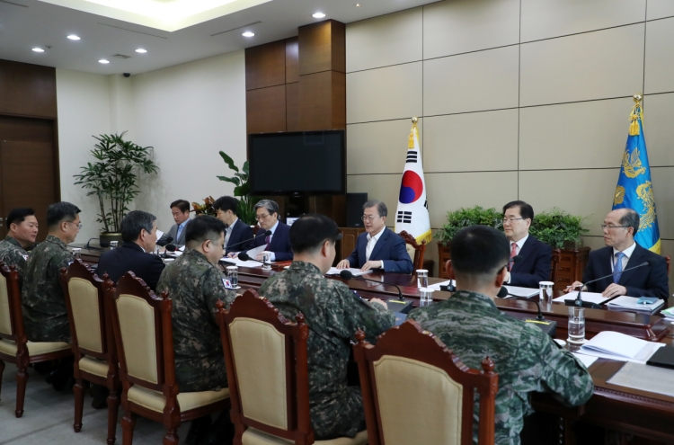 Moon orders military to fully implement inter-Korean deal on easing tensions