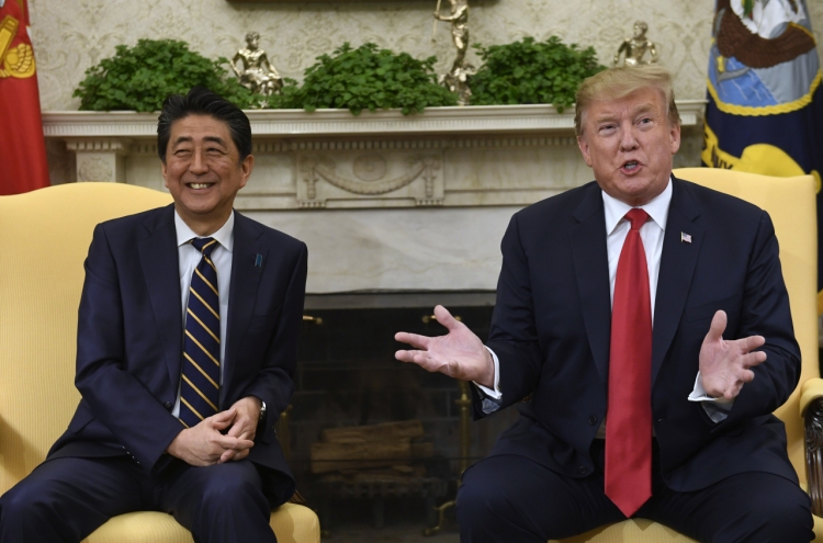 Trump says he spoke to Abe about N. Korea