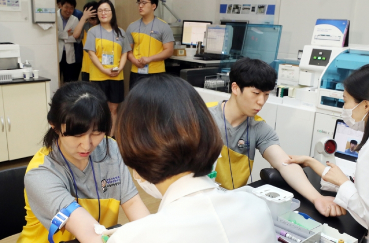 [From the Scene] The first step toward military service: The medical exam