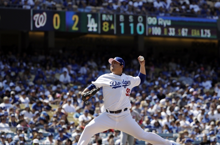 Dodgers' Ryu Hyun-jin earns 5th win vs. Nationals