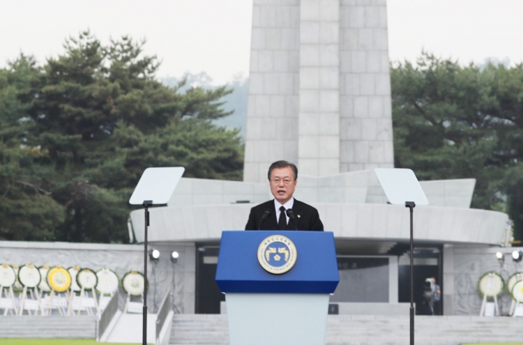 [Newsmaker] Moon urges national unity based on patriotism in Memorial Day speech