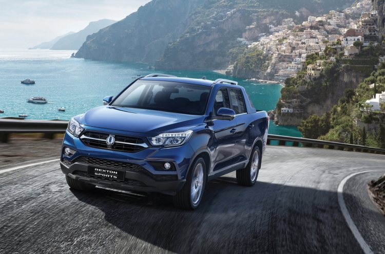 SsangYong pioneers ‘open top SUV’ with Rexton Sports series