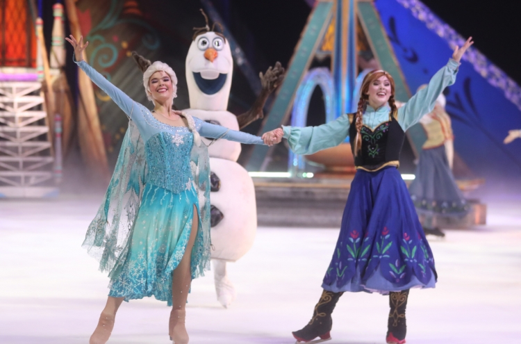Ice show version of Disney's 'Frozen' lands in Seoul