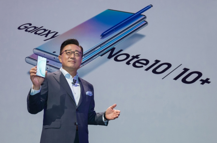 Samsung unveils largest-ever Note 10 with most compact version