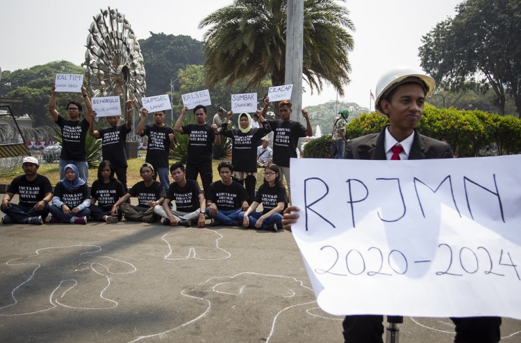 Indonesians seek injunction in Seoul to stop coal-fired plants