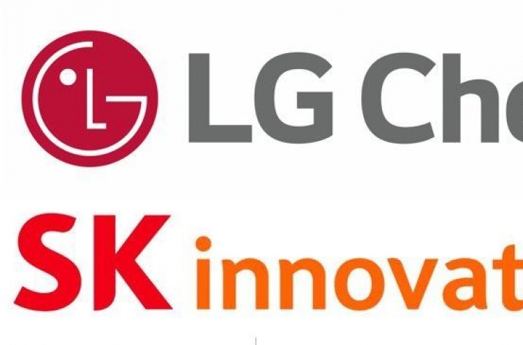 LG Chem, SK Innovation CEOs meet to discuss legal dispute