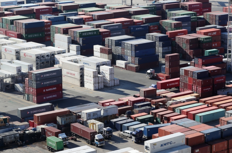 S. Korea's exports set to drop for 10th consecutive month in Sept.: poll