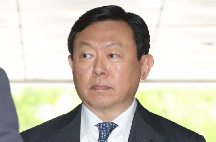[Newsmaker] Top court confirms suspended sentence for Lotte chief