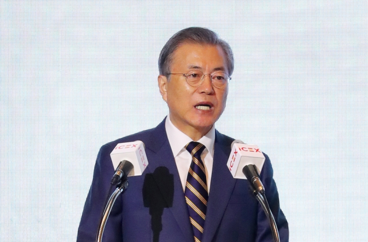 Moon calls for stronger ties with Spain