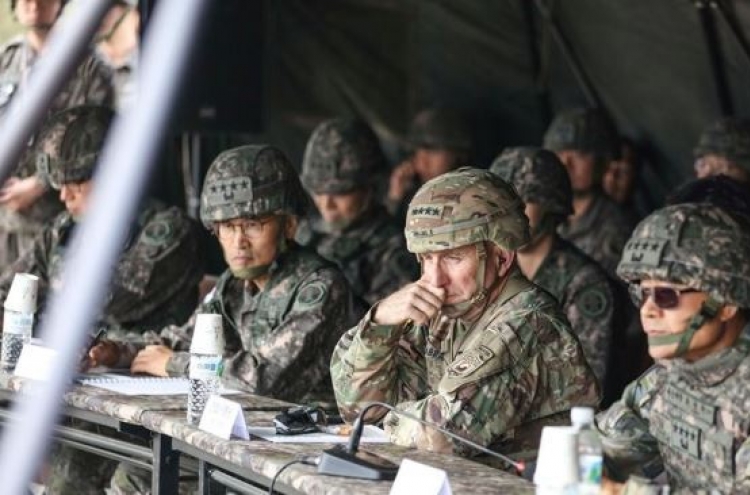USFK chief observes Korean army drill