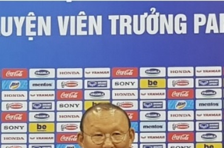 S. Korean coach Park Hang-seo signs extension with Vietnamese football