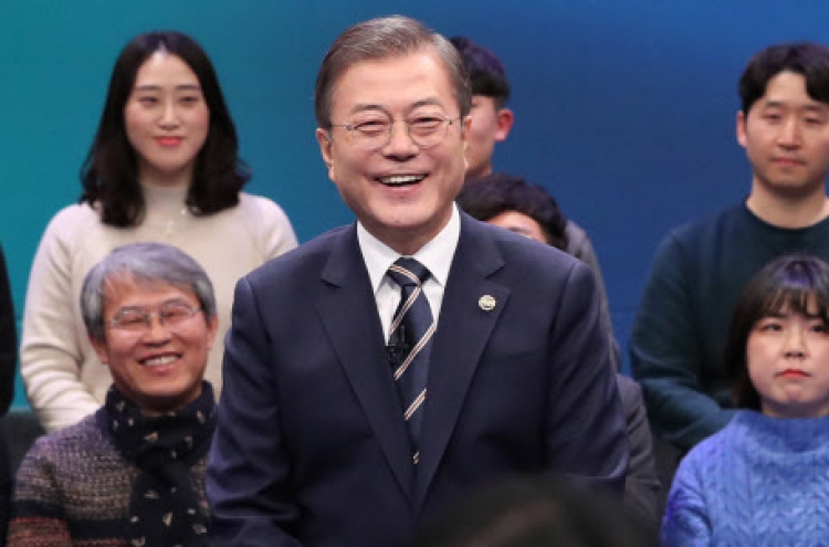 Moon says volunteer military system needs time