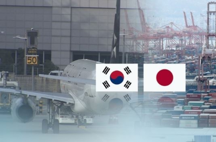 Seoul, Tokyo to hold high-level talks over bilateral trade row in Dec.