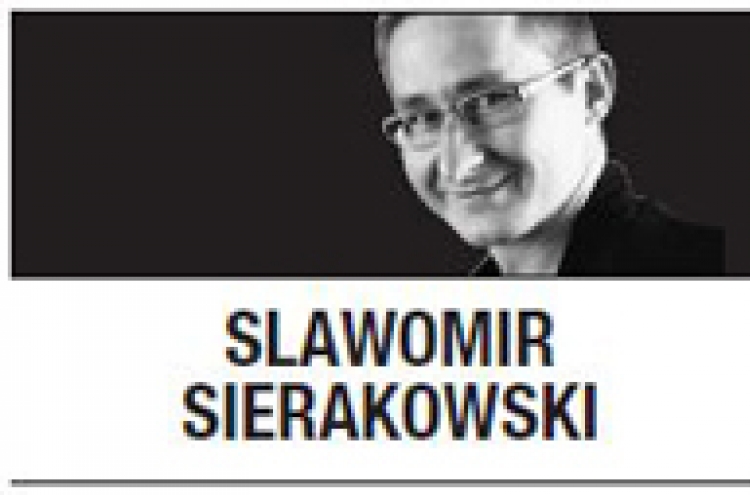 [Slawomir Sierakowski] Macron needs prudence, restraint to achieve goal