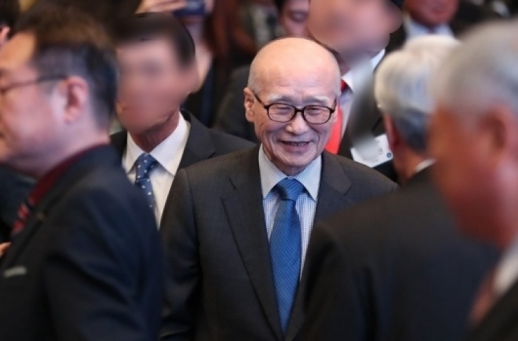 Ex-Daewoo Group chief Kim Woo-choong dies at 82