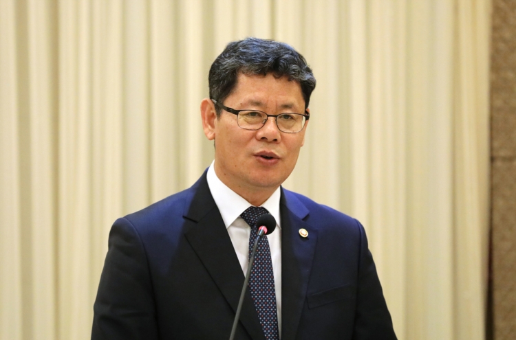 Unification minister proposes ‘tentative deal’ for NK nuclear impasse