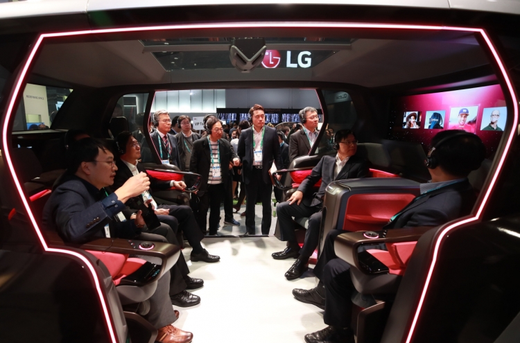 [CES 2020] Korean electronics giants pack technology into cars