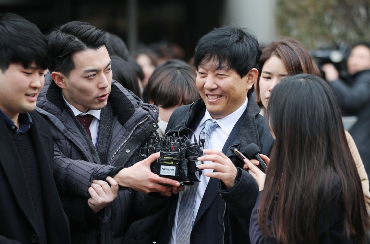 Seoul court rules van-hailing service Tada not illegal