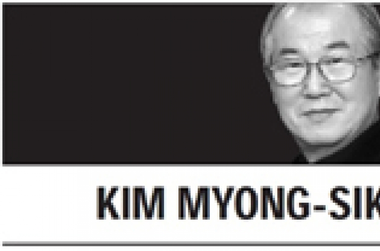 [Kim Myong-sik] Park stirs up politics in epidemic-stricken nation