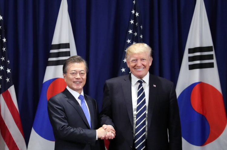 Trump requests S. Korea’s medical device support to fight COVID-19 in phone summit with Moon