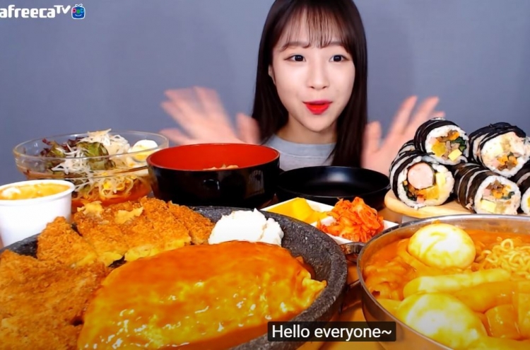Tzuyang eats her way to top on YouTube