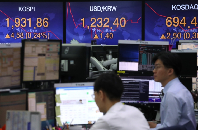 S. Korean shares open lower on tech, auto losses