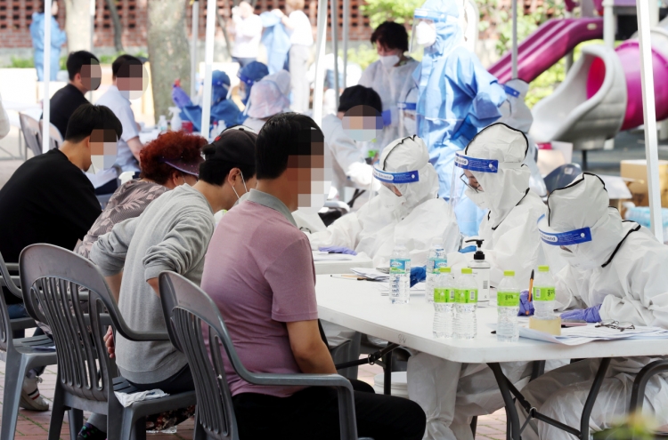 Greater Seoul under threat of further spread, high alert over 'silent' virus spreaders