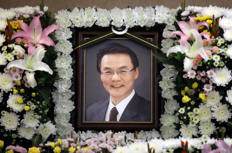 Former Rep. Hong Sa-duk dies at 77