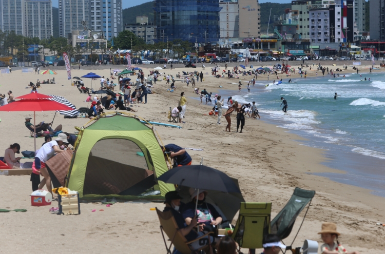 Reservations required before visits to beaches amid virus woes