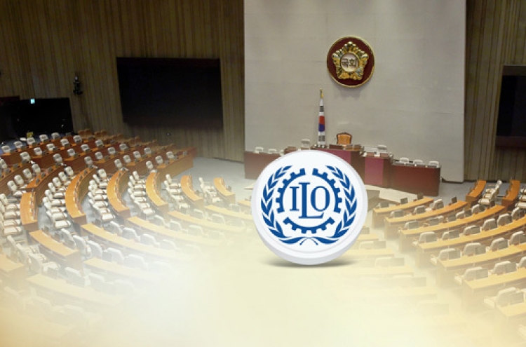 Moon says revision of labor laws crucial for ILO conventions