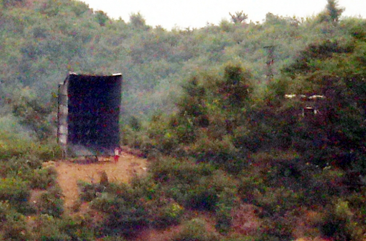 N. Korea seen removing loudspeakers from border areas: officials