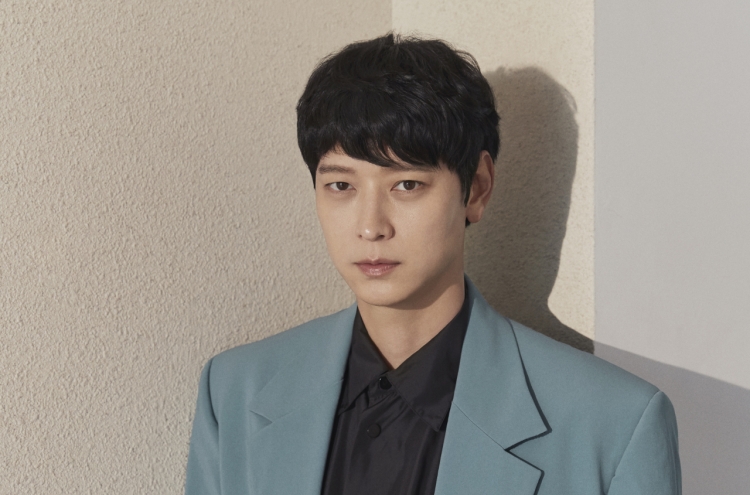 [Herald Interview] Gang Dong-won falls for zombie genre while filming ‘Peninsula’