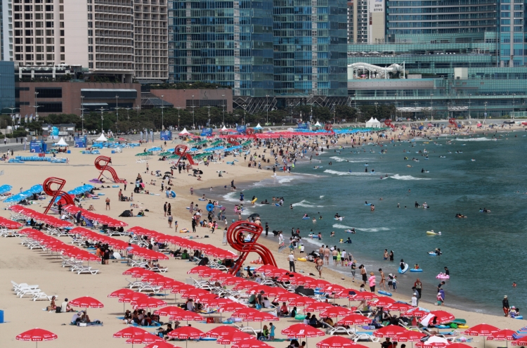 No. of beach visitors halves over June-July amid virus pandemic
