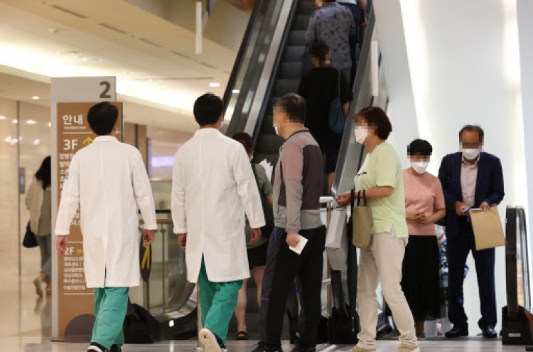 6 in 10 Koreans back government’s plan to raise number of doctors