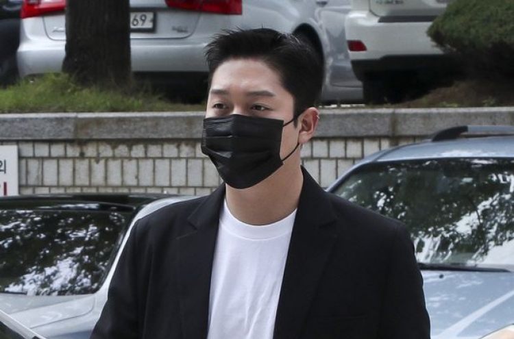 Top court affirms jail term for late K-pop star's ex-boyfriend over assault, blackmail