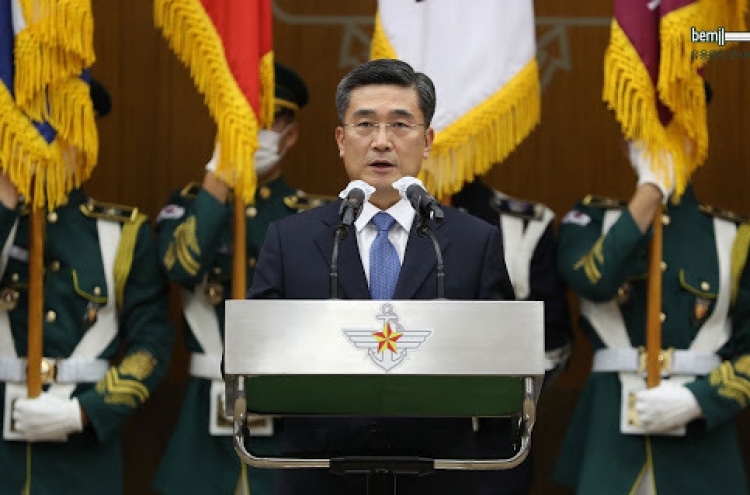 S. Korean, Canadian defense chiefs vow to boost security cooperation