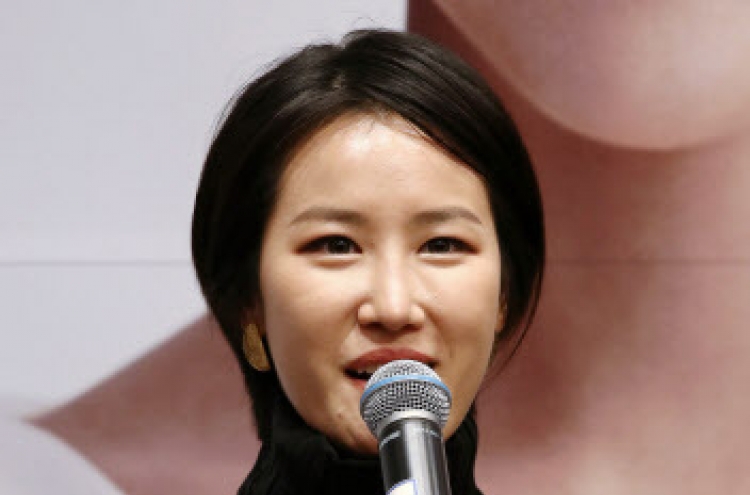 Soprano Park Hyesang records Korean-language songs for her first DG album
