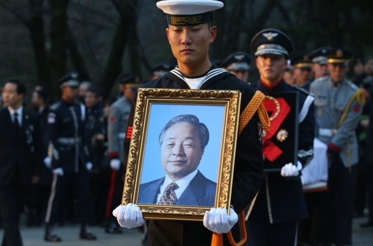 Memorial service for ex-President Kim Young-sam held in Seoul