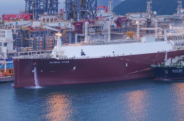 Daewoo Shipbuilding succeeds in ship-to-ship LNG loading test