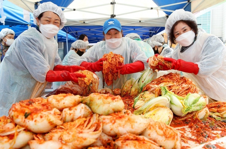 S. Korea refutes China's claim on industrial standard for kimchi