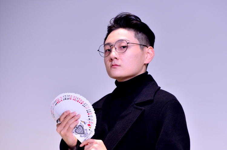 [Eye interview] ‘Everyone is born with ability to do magic’