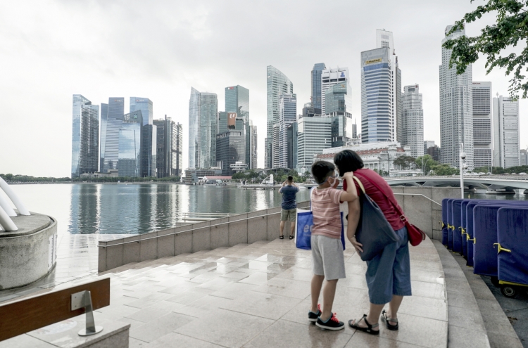 [Women in Finance 5] Singapore sees more women in senior management