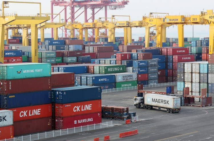 S. Korea's exports fall 15% in first 10 days of Jan.