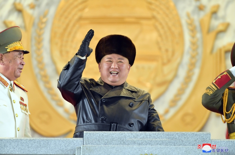 [Newsmaker] N. Korea holds military parade, showcases new SLBM