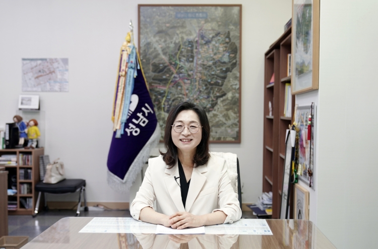 'Woman of steel' charts a new course for Seongnam