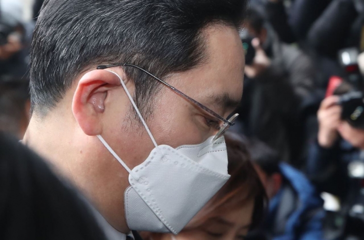 Samsung heir Lee, prosecutors won't appeal ruling in bribery case