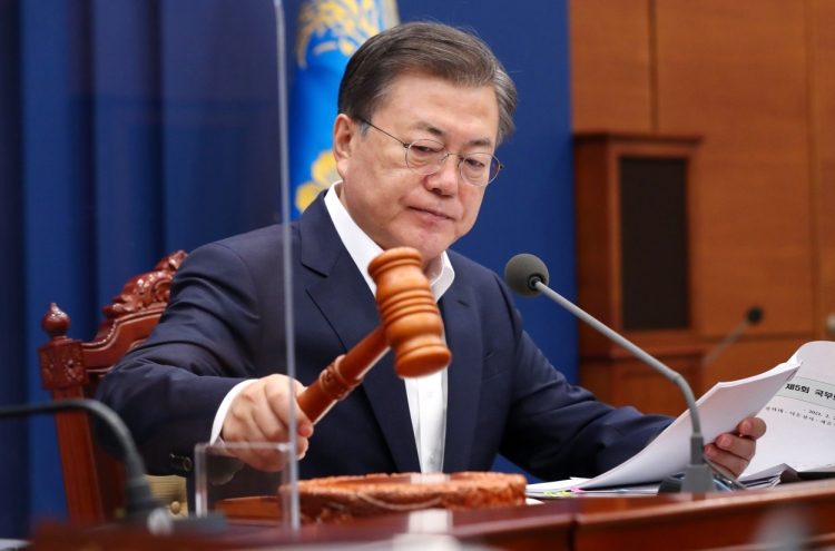 Moon calls for policy focus on inclusive recovery from coronavirus crisis