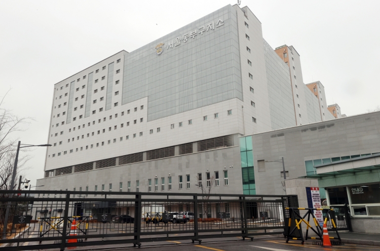 Nine inmates at Seoul prison test positive for COVID-19